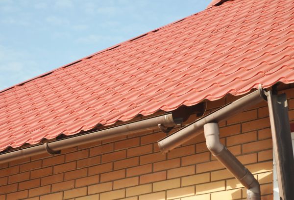 Loose Gutter Repair in Huntersville